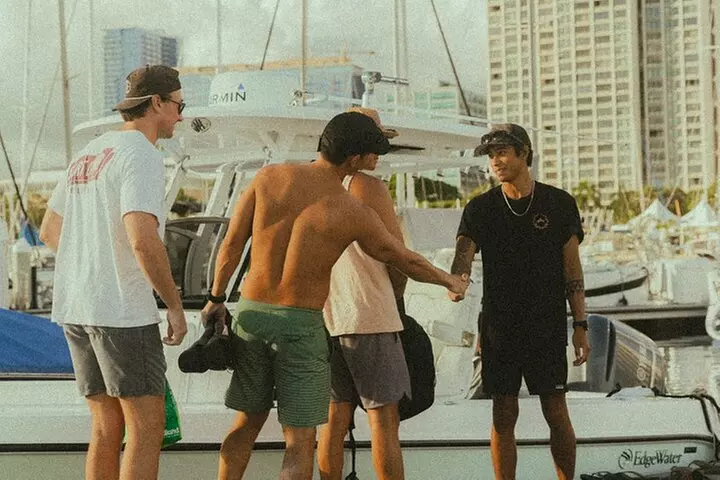 Turtle Canyon Snorkel in Waikiki, Oahu Semi Private