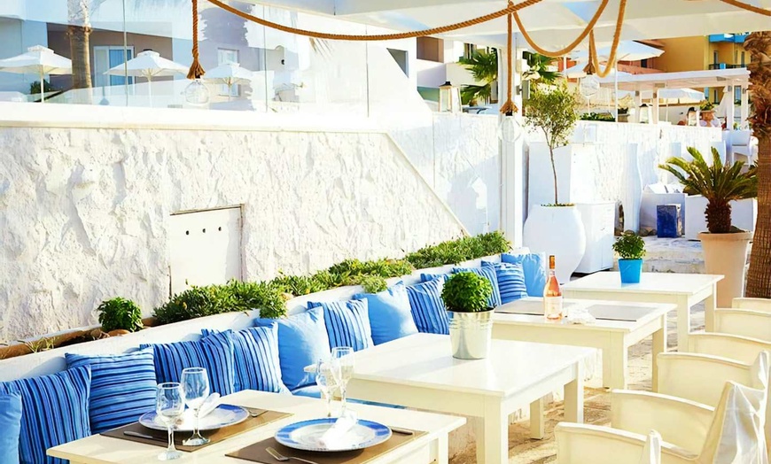Image 7: ✈ CRÈTE | Rethymnon - Petradi Beach Lounge Hotel 3*, 3 nuit - Pisci...