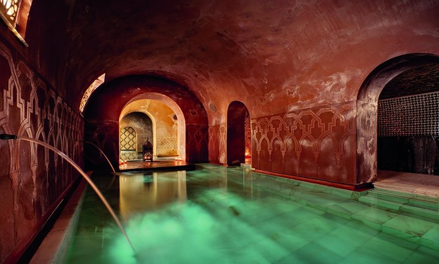 Image 2: Experiencia de baños árabes en Hammam Al Ándalus de Madrid