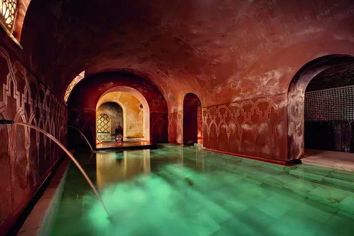 Experiencia de baños árabes en Hammam Al Ándalus de Madrid - Primary Image