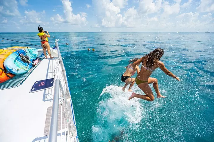 Key West Afternoon Snorkel Sail with Unlimited Cocktails!