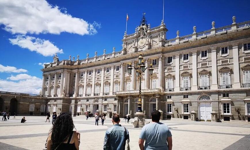 Image 10: Entrada al Palacio Real de Madrid con Audioguía