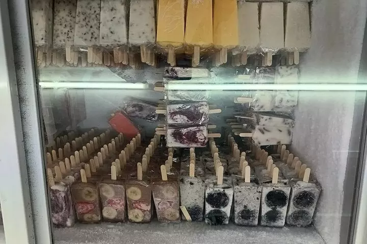 Cancun City Shopping and Local Food Tour Private Experience