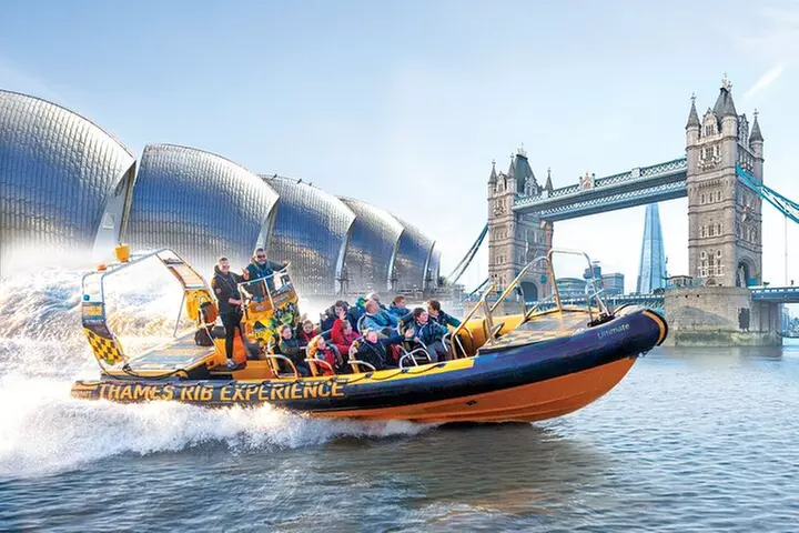 Speedboat 'Ultimate Tower Blast' from Tower Millennium Pier - 40 mi...