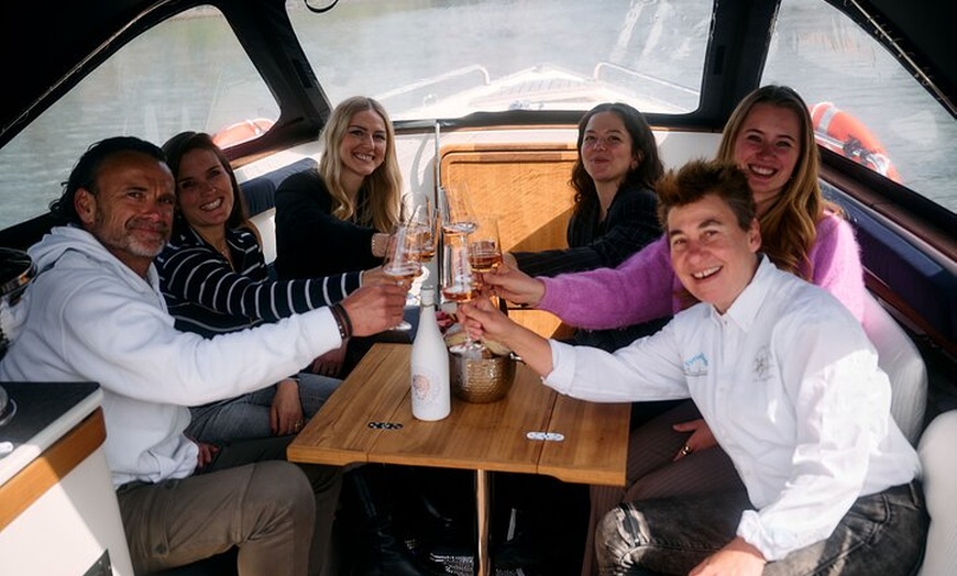 Image 4: Bootsfahrt Heidelberg Privatboot mit Kapitän 1,5h bis 12 Gäste