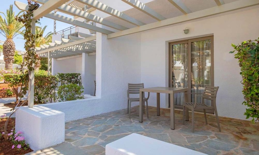 Image 6: ✈ CRÈTE | Kato Gouves - Sol Marina Beach Crete 4*, 3 nuit - Idéal f...