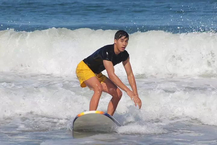 2 Hour Group Surf Lesson in Miami Beach