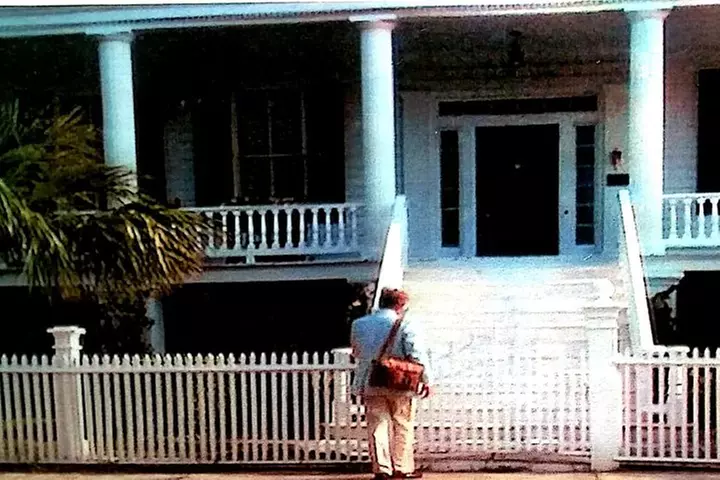 Pat Conroy's Beaufort Tour by Golf Cart