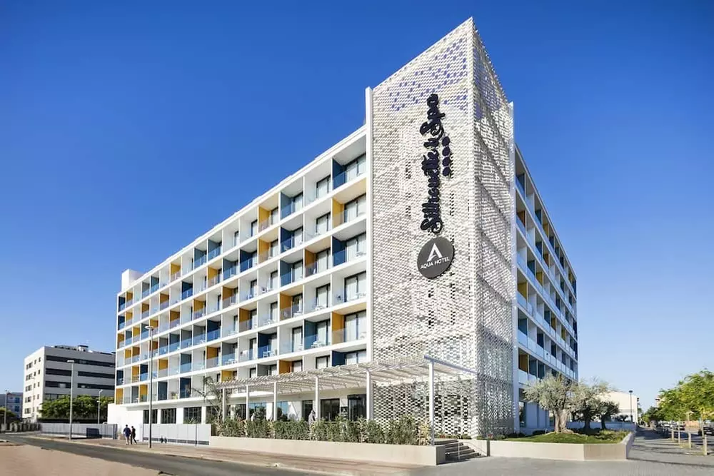 ✈ COSTA BARCELONA | Malgrat de Mar - AQUA Hotel Silhouette & Spa - ...