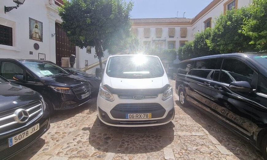 Image 4: Traslados privados entre Sevilla y Oporto