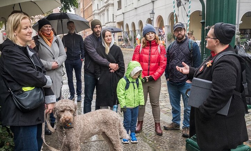 Image 4: Berliner Weihnachtsgeschichte-Tour im Nikolaiviertel