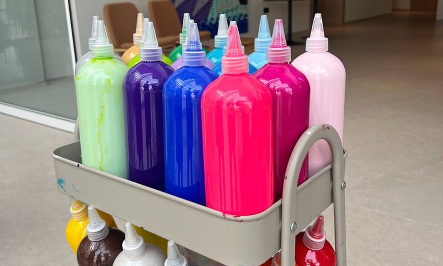 Image 6: Crea tu propio taller de arte fluido de oso en Alicante