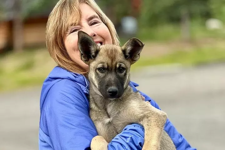 Husky Homestead Tour