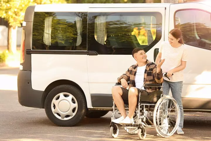 Wheelchair Accessible Airport Transfer Chicago to O'Hare, Midway
