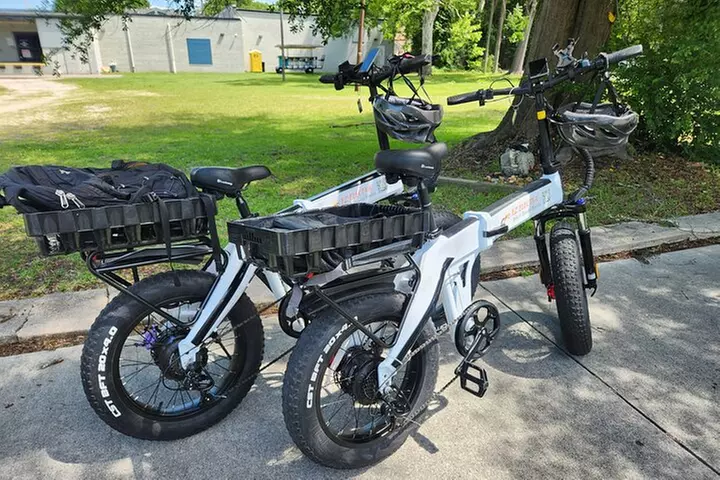 2-Hr, 45 Min Tour de Wilmington E-Bike Tour/Sightseeing/History