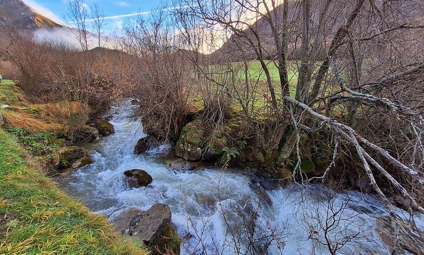 Image 8: Reserva de la Biosfera de Somiedo y sus Pueblos - desde Oviedo