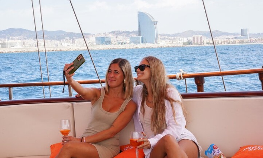 Image 9: Crucero en barco por Aperol Spritz