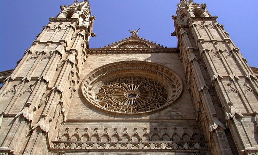 Image 2: Entrada oficial sin colas a la Catedral de Mallorca