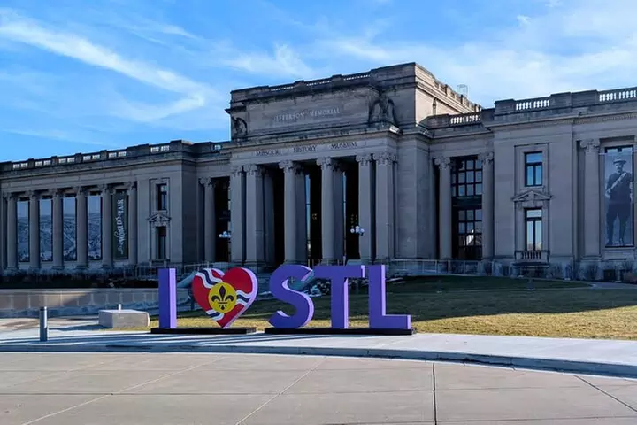 Experience the St Louis Full Day City Tour - Second Medium