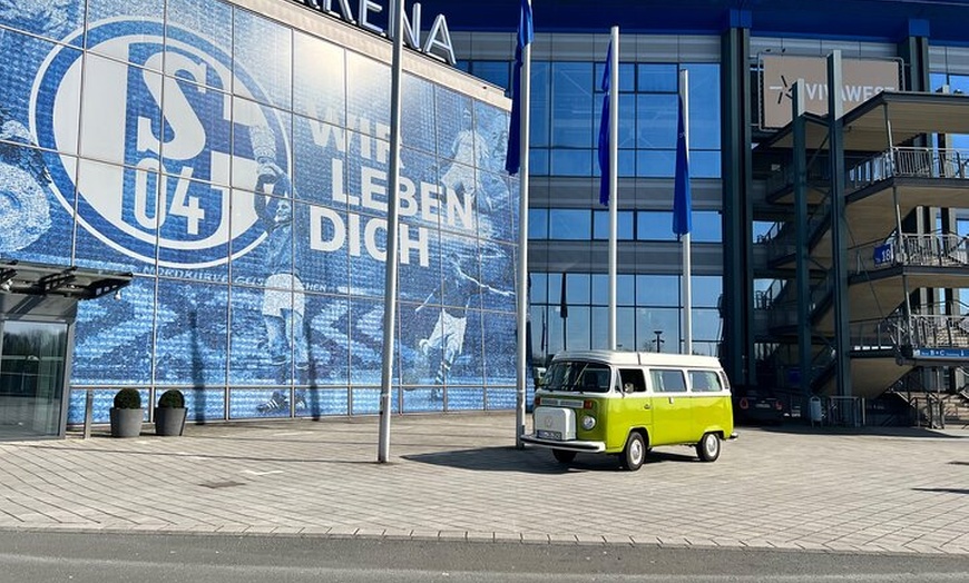 Image 9: Volkswagen T2 Bulli Tour zur Schalke Arena mit Führung