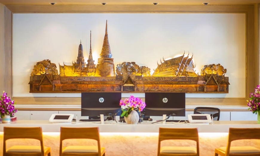 Image 2: ✈ MIDDEN VAN THAILAND | Bangkok - New Siam Palace Ville Hotel 3*, 5...