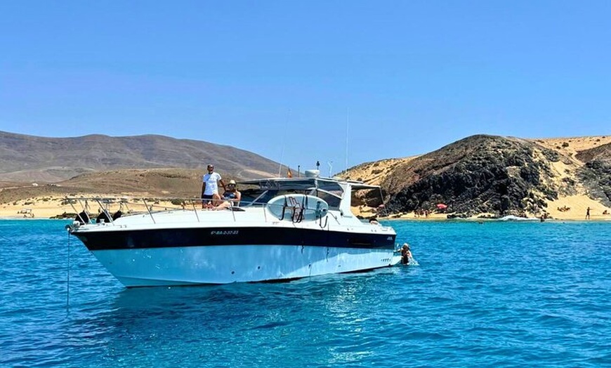 Image 5: Cena al Atardecer en Yate Privado de Lujo en Playas de Papagayo