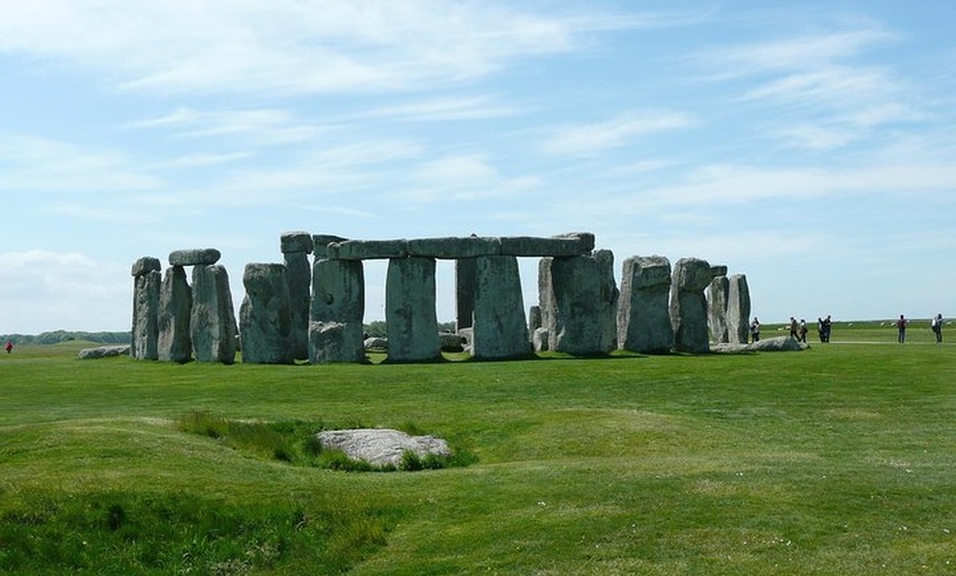 Image 5: Stonehenge Independent Visit with Private Driver by Luxury Sedan