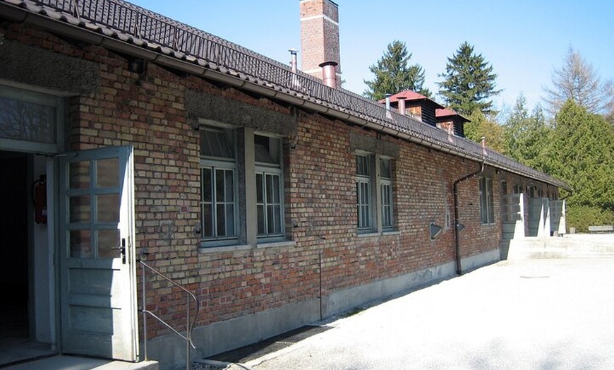 Image 5: Vollständige Dachau-Tour in kleiner Gruppe von München aus mit dem Zug