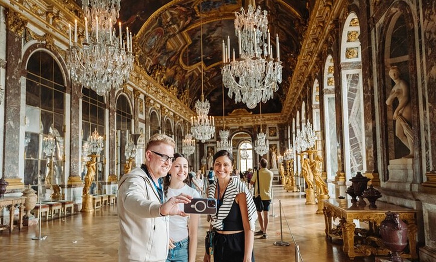 Image 1: Visite VIP Versailles avec Kings Private Apartments