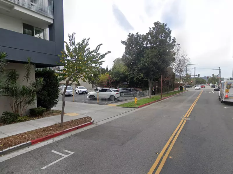 Parking at [SQ32] Alley Entrance - 340 N. Central Ave. Lot