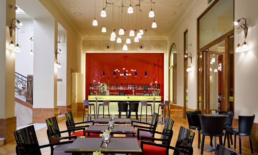 Image 15: ✈ REPUBBLICA CECA | Praga - K+K Hotel Central 4* - City break