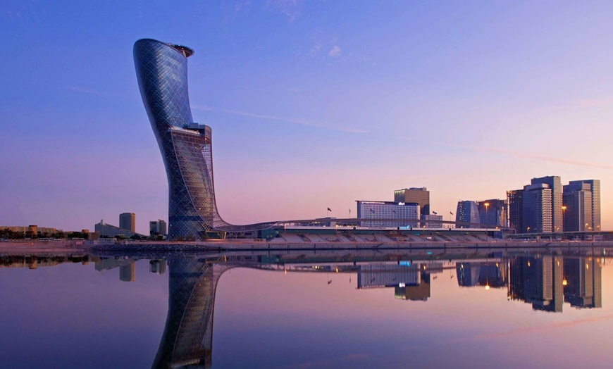 Image 14: ✈ EMIRATS ARABES UNIS | Abu Dhabi - Andaz Capital Gate Abu Dhabi av...