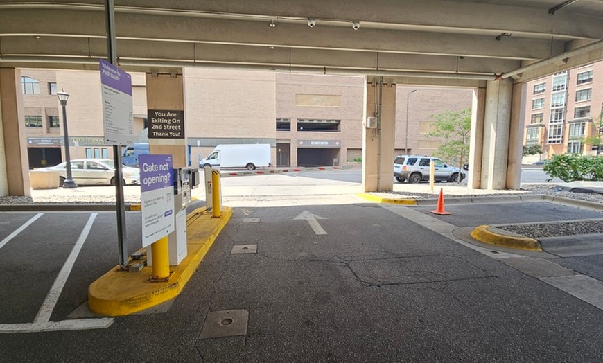 Image 6: Parking at FireBarn Ramp