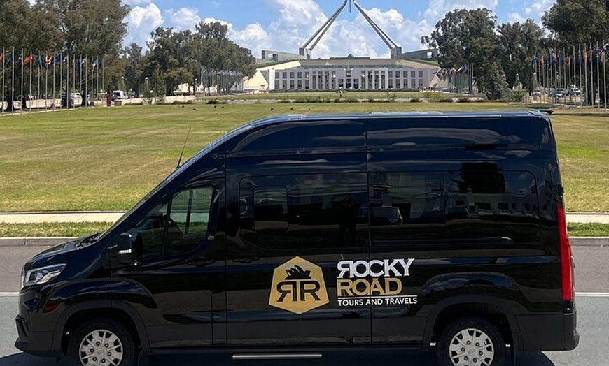 Image 2: Canberra Private Tour from Sydney