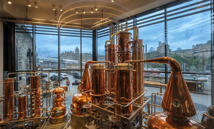 Image 8: Edinburgh Gin The Classic Tour & tasting
