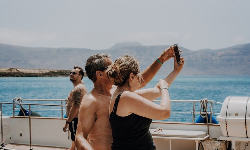 Image 14: Excursión en catamarán a la isla de La Graciosa