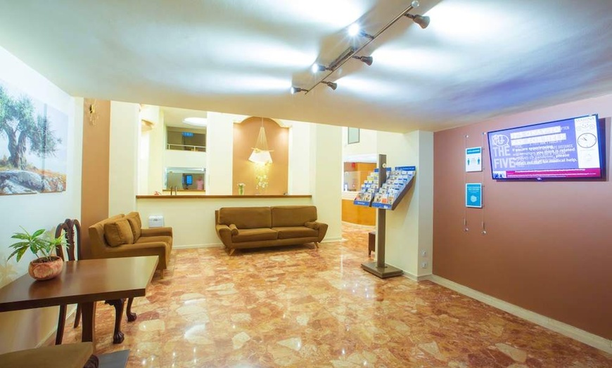 Image 2: ✈ ATENY I OKOLICE | Ateny - Marina Athens Hotel 3* - City break