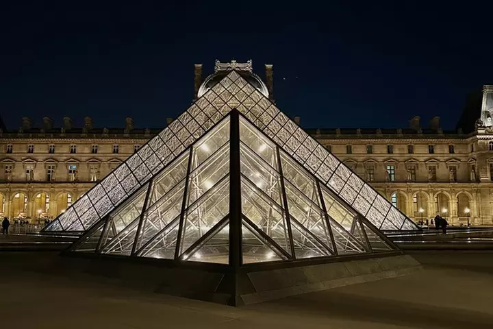 Visite du Louvre - Primary Image