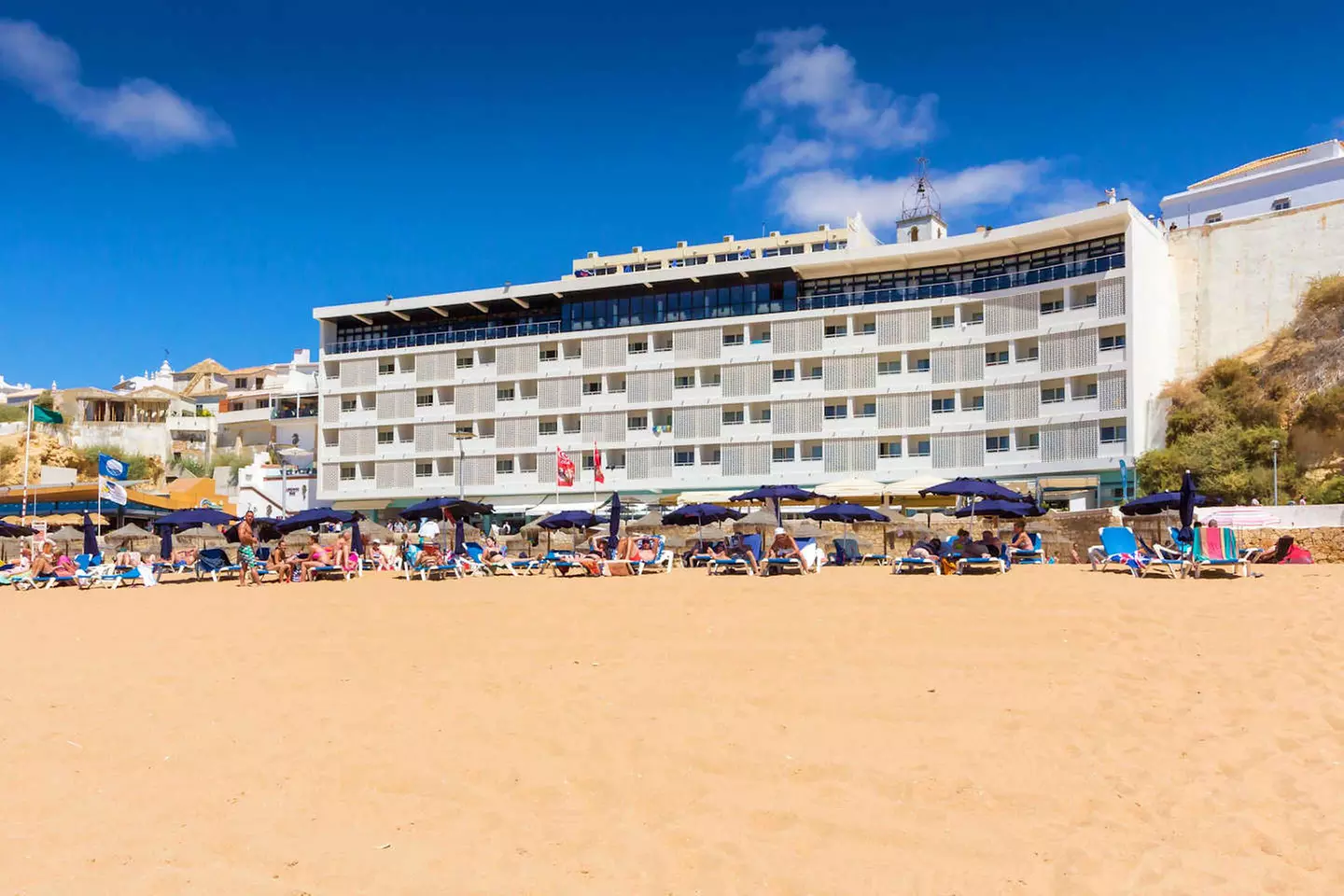✈ ALGARVE | Albufeira - Sol e Mar Adults Only 4*, 2 nachten - Aan zee