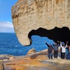 Image 1: Premium 2 Day Kangaroo Island Minibus Tour from Adelaide