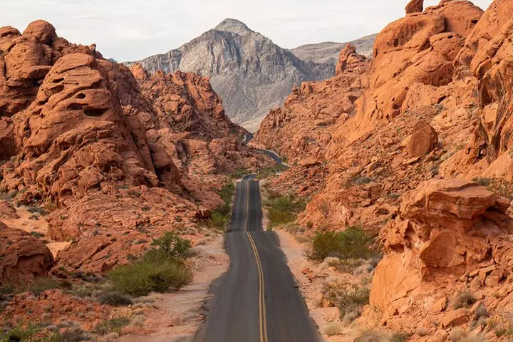 LasVegas Small Group 6Hour Valley of Fire/Hoover Dam/Boulder City - Primary Image
