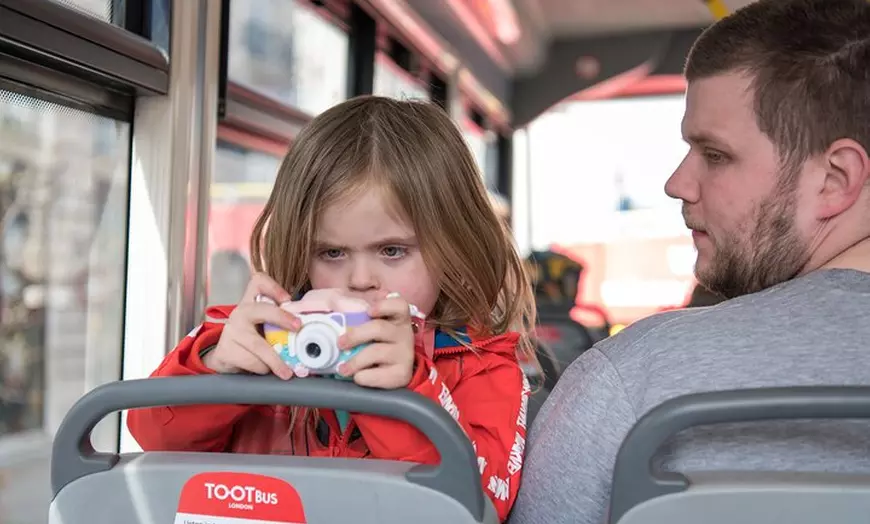 Image 11: London Tootbus Kids Tour with Bespoke Live Guided Commentary