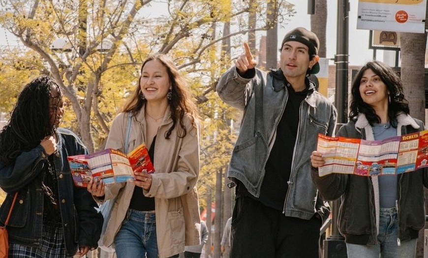 Image 18: Celebrity Homes Tour & Hop-on Hop-off Bus Package