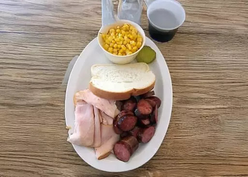 5% Cash Back at Woodyard Bar-B-Que