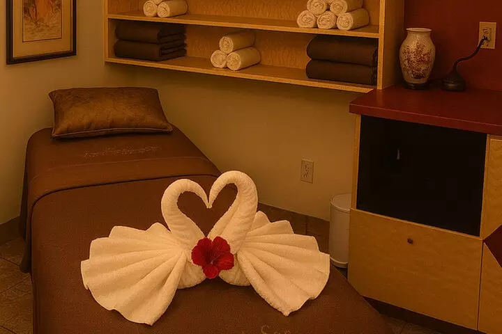 VIP 60 Minute Body Massage w/ Hot Stones