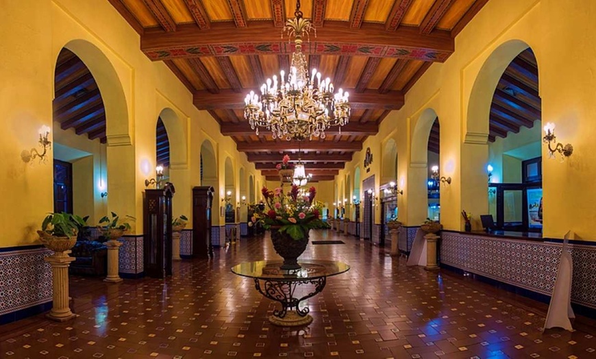 Image 12: ✈ CUBA | L'Avana - Viaggio combinato Hotel Nacional e Playa Vista A...