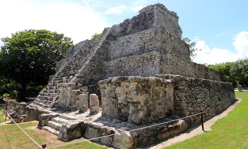 Image 11: Cancun Sightseeing El Meco Site, Letters and Shopping