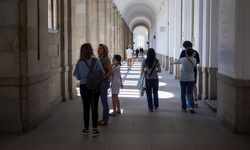 Image 18: Visita al Museo Reina Sofía: Obras maestras con guía local