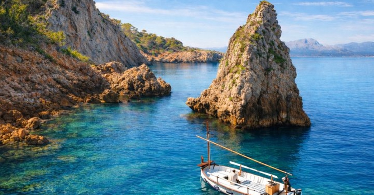 Excursión en barco para visitar lugares inaccesibles en Palma de Mallorca