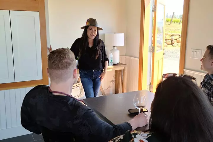 Willamette Valley Wine Tour with Lunch